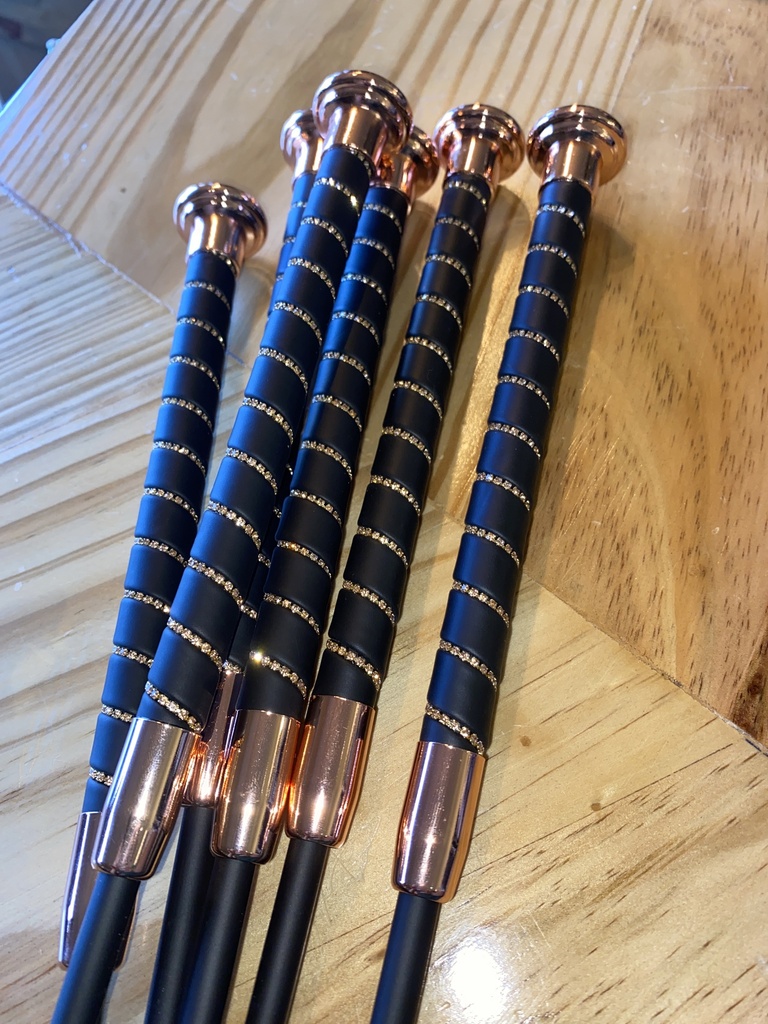 Fleck Fibreglass core/SilkTouch Rose Gold grip 20”