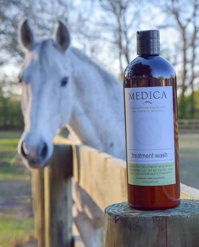 [000000000060] Medica Treatment Wash. SIZE 16oz 